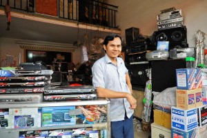 K800_K1024_Khmer-Finance-Selection-12